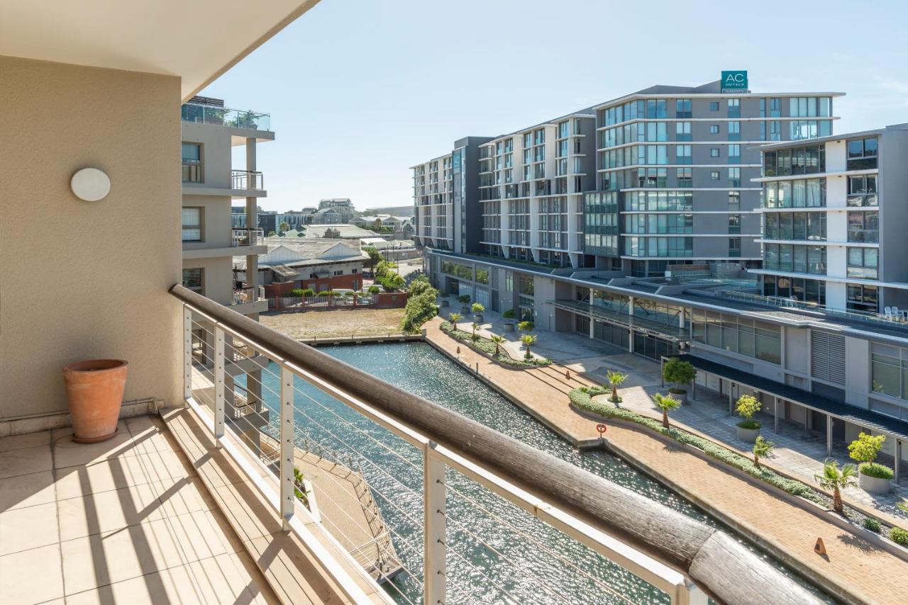 Apartment V&a Waterfront Luxury By Mcstay