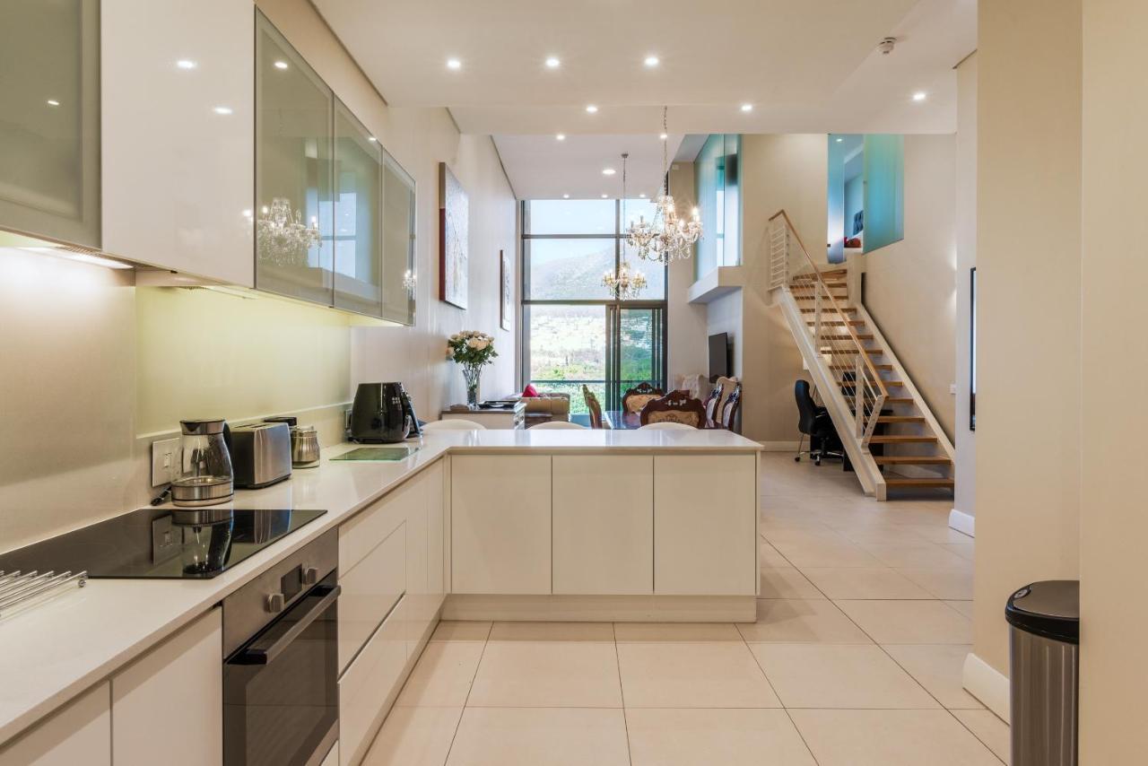 Apartment V&a Waterfront Luxury By Mcstay